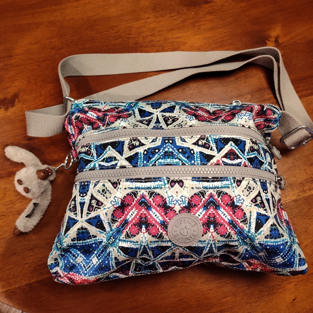 EUC. Kipling Alvar colorful geometric print + Monkey "Nathan" bag charm. RARE